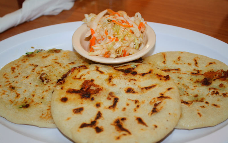 🥇 Pupusas De Quesillo Comida De Honduras